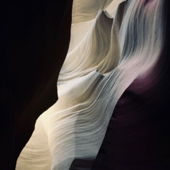 Photography titled "Antelope Canyon" by Roche Marie T., Original Artwork, Digital Photography Mounted on Cardboard