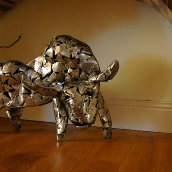 Sculpture titled "la dance du taureau" by Roger Garcie, Original Artwork, Metals