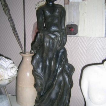 Skulptur mit dem Titel "Petite Muse" von Marierf, Original-Kunstwerk, Terra cotta