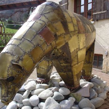 Sculpture intitulée "ours patchwork" par Issro, Œuvre d'art originale, Métaux