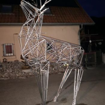 Sculpture intitulée "Brame du cerf" par Issro, Œuvre d'art originale, Acier inoxydable