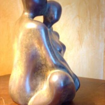 Sculpture titled "Etreinte 1" by Roland Saurel, Original Artwork