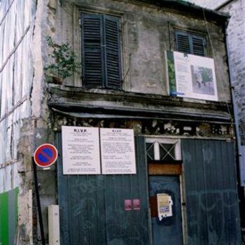 Photographie intitulée "Mur à Paris_19" par Roland Brénin, Œuvre d'art originale