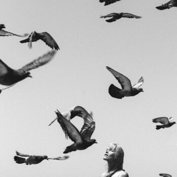 "Alice and the Birds…" başlıklı Fotoğraf Romy Maxime tarafından, Orijinal sanat, Dijital Fotoğrafçılık