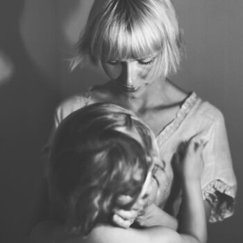 Photography titled "Motherhood, Dawn an…" by Romy Maxime, Original Artwork, Analog photography