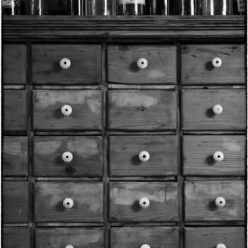 Fotografia zatytułowany „Black and White 7” autorstwa Ronnel, Oryginalna praca, Fotografia cyfrowa Zamontowany na Karton