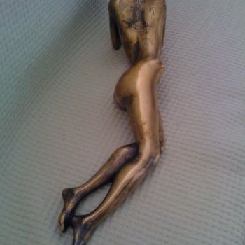 Sculpture titled "FEMME ALLONGEE" by Rosario, Original Artwork