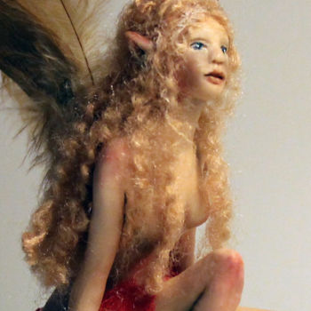 Sculptuur getiteld "Forest Fairy" door Rosina Gaudio, Origineel Kunstwerk