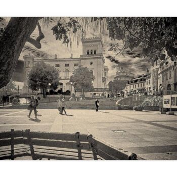 Photography titled "Square in front of…" by Ryszard Stelmachowicz, Original Artwork, Digital Photography