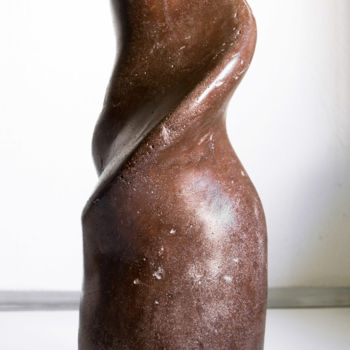 Sculpture intitulée "Enroulé" par Sadja, Œuvre d'art originale, Béton