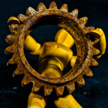 Фотография под названием "the wheel of fate" - Sady Morales, Подлинное произведение искусства, Цифровая фотография