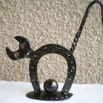 Sculpture titled "Le chat noir ." by Jean Marc, Original Artwork