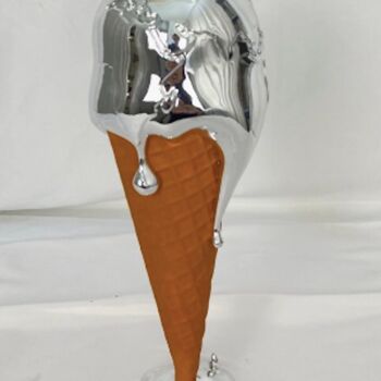 Sculpture titled "The last ice cream-…" by Sagrasse, Original Artwork, Resin