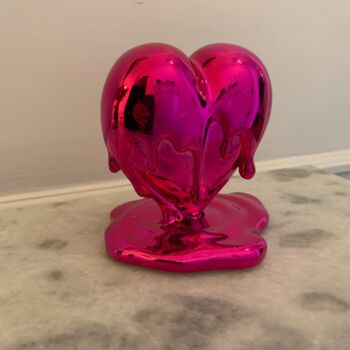 Sculpture titled "Take my Heart small" by Sagrasse, Original Artwork, Resin