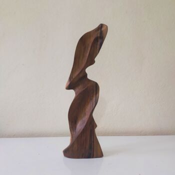 Sculpture titled "Ceviz5" by Salih Demirci, Original Artwork, Wood