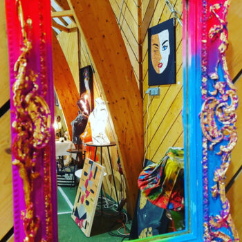 Design intitulée "Miroir mon miroire" par Saloua Mercier, Œuvre d'art originale, Meuble