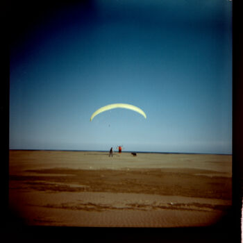 Photographie intitulée "Volare" par Salvo Veneziano, Œuvre d'art originale, Photographie argentique