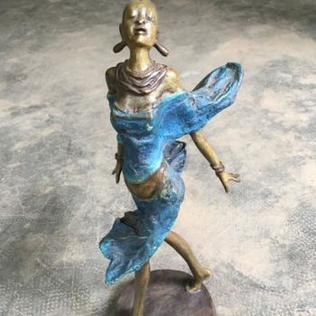 Sculpture titled "La détente" by Abdoul Karim Sana, Original Artwork, Bronze