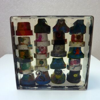 Sculpture titled "Caps 4" by Saname, Original Artwork, Resin