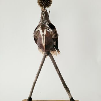Skulptur mit dem Titel "Chaman Alpha" von Sandra Veillette, Original-Kunstwerk, Knochen