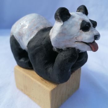 Sculpture titled "Panda provocateur" by Sandrine De Zorzi, Original Artwork, Clay