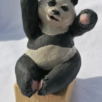 Escultura intitulada "Panda victorieux" por Sandrine De Zorzi, Obras de arte originais, Argila