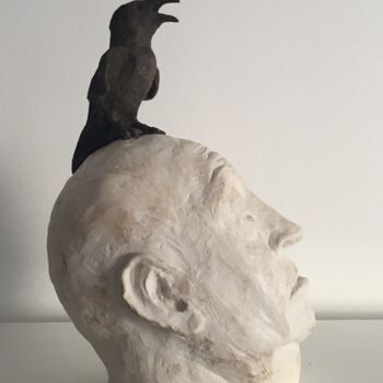 Sculpture intitulée "L'oiseau d'Hitchcock" par Sandrine Julien (Nizebulle), Œuvre d'art originale, Terre cuite