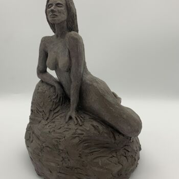 Sculpture intitulée "La Sirène" par Sandrine Julien (Nizebulle), Œuvre d'art originale, Terre cuite
