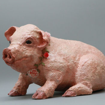 Sculpture titled "Cochon rose" by Sandrine Leroux Sculptures, Original Artwork, Paper maché