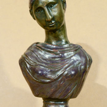 Sculptuur getiteld "Sculpture "Athénien…" door Sarcie, Origineel Kunstwerk, Terra cotta