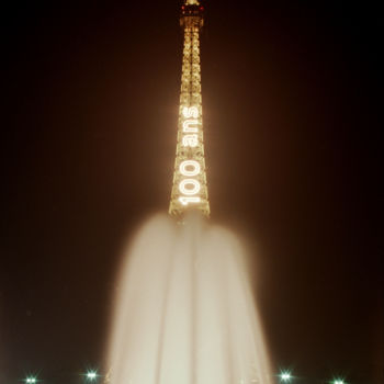 Photography titled "Tour Eiffel 'Fusée'…" by Sarcie, Original Artwork, Analog photography Mounted on Other rigid panel