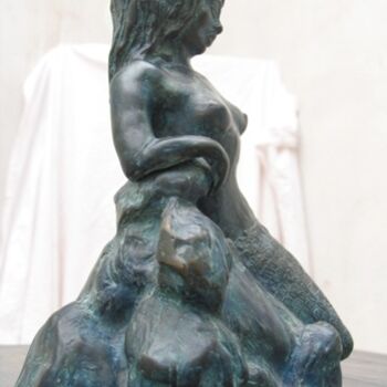 Скульптура под названием "sirena" - Sara Bernocchi, Подлинное произведение искусства, Металлы