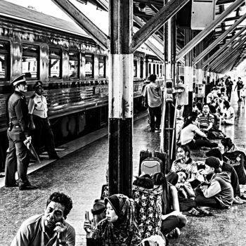 Fotografie getiteld "Hua Lamphong Train…" door Schlindwein Photographie --- Www.Schlind, Origineel Kunstwerk