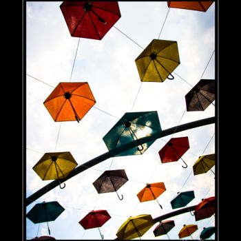 Fotografie getiteld "Umbrella #2" door Sébastien Bance, Origineel Kunstwerk, Digitale fotografie
