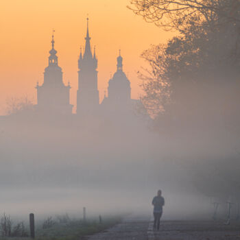 Photographie intitulée "Foggy Cracow" par Sebastian Gabriel Griszek, Œuvre d'art originale, Photographie numérique