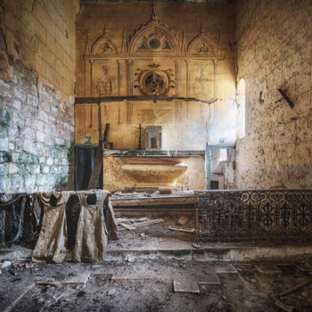 Photography titled "Chapelle abandonnée…" by Sébastien Blanc, Original Artwork, Digital Photography Mounted on Aluminium