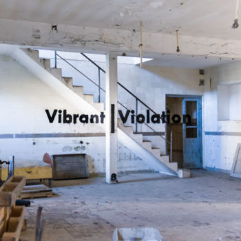 제목이 "Vibrant"인 사진 Sekhmet로, 원작, 디지털
