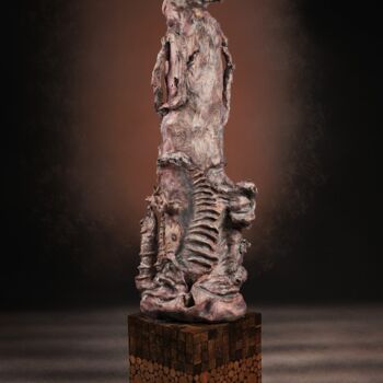 Skulptur mit dem Titel "HUMAN POWERFUL AND…" von Selma Keles, Original-Kunstwerk, Keramik