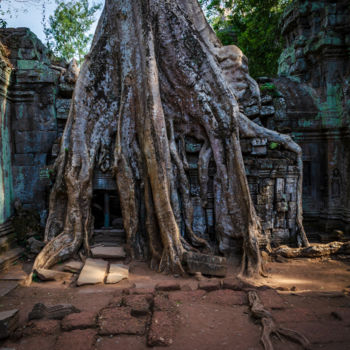 Fotografie getiteld "Angkor No.1 - Signe…" door Serge Horta, Origineel Kunstwerk, Digitale fotografie