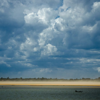 Fotografia zatytułowany „Sandstorm Over Wate…” autorstwa Serge Horta, Oryginalna praca, Fotografia cyfrowa
