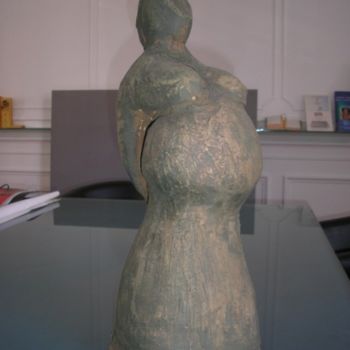 Sculpture titled "Déesse cornouailles" by Serge Tailler, Original Artwork