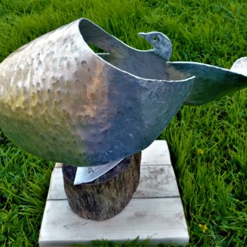 Sculpture titled "OISEAU TRIOMPHANT" by Servin, Original Artwork, Aluminium