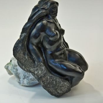 Sculpture titled "Venus-bazlt" by Seryoja Stefanov, Original Artwork