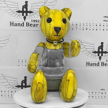 Sculpture titled "Hand Bear / HB-TF034" by Seven E, Original Artwork, Plastic