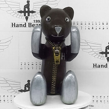Escultura titulada "Vintage bear doll :…" por Seven E, Obra de arte original, Acrílico