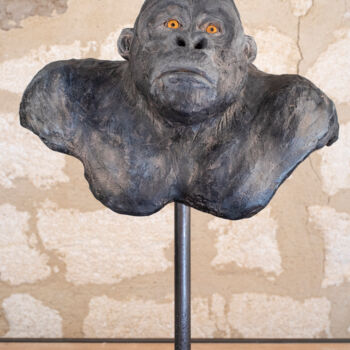Escultura titulada "Le gorille" por Seys Sculpture, Obra de arte original, Terracota