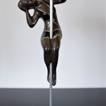 Sculpture titled "Aurore" by Shagmac, Original Artwork, Resin