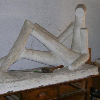 Skulptur mit dem Titel "L." von Dhia Aldin Shamari, Original-Kunstwerk