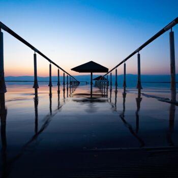 Фотография под названием "Blue Sunrise at the…" - Shavit Vos, Подлинное произведение искусства, Цифровая фотография
