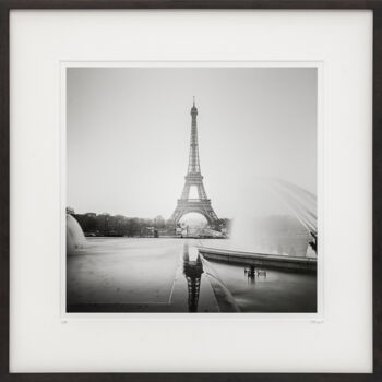 摄影 标题为“Eiffel Tower Study…” 由Gerald Berghammer, 原创艺术品, 电影摄影 安装在纸板上